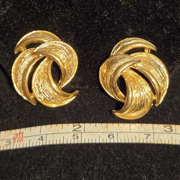 Vintage Givenchy Goldtone Clip Earrings - Picture 5 of 5